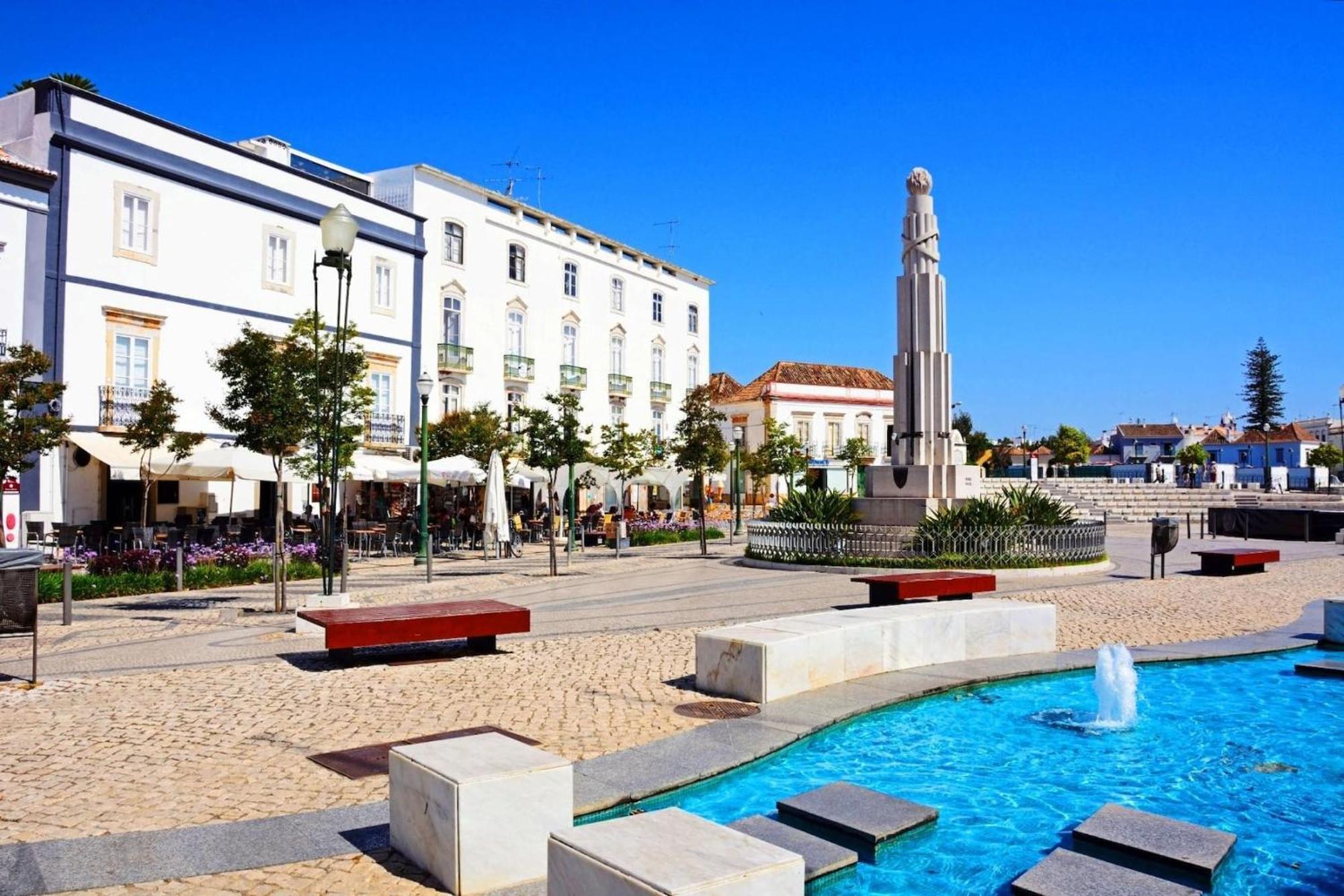 Stylish Townhouse In Tavira Centre, Shared Pool Villa Exteriör bild
